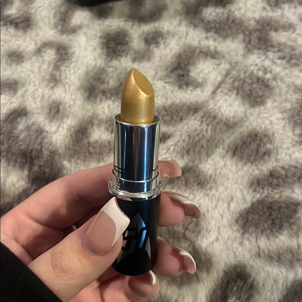 MAC Cosmetics limited edition Star Trek frost lipstick shade “The Enemy Within”